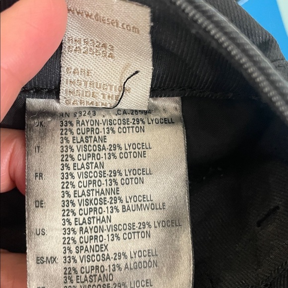 Diesel Women’s Black Jeans Fayza Relaxed Boyfriend Size 23 X 24 Inseam - Picture 12 of 12